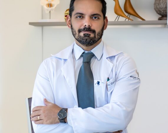 Dr Davi Solla
